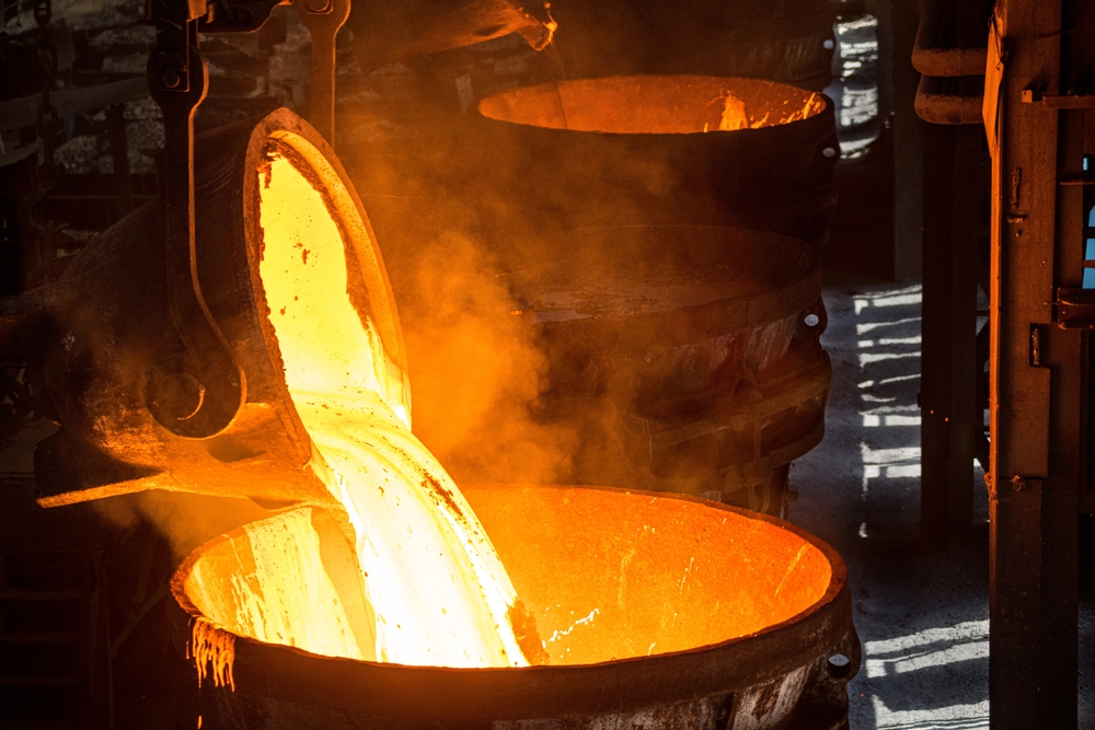 Tank,Pours,Liquid,Metal,At,The,Steel,Mill